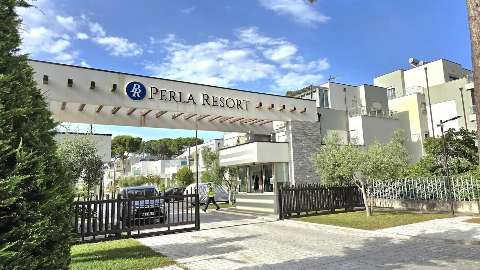 Bright & Airy Apartment Near Gambero Beach Plazhi San Pietro 0*,